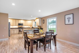 683 S Brownell Rd, Williston, VT 05495