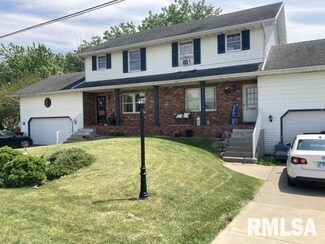 5704 W Legion Hall Rd, Dunlap, IL 61525