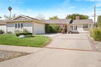 7901 Ducor Ave, Canoga Park, CA 91304