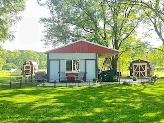 829 Airstream Dr, Kingman, IN 47952