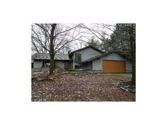 13250 Strathmore Dr, Cleveland, OH 44125