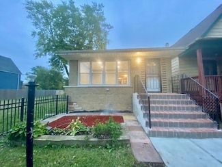 6831 S Winchester Ave, Chicago, IL 60636