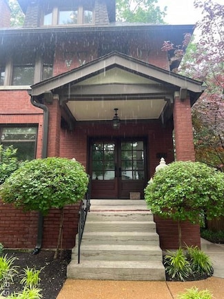 7124 Waterman Ave, Saint Louis, MO 63130