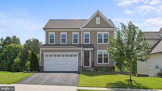8206 Skystone Loop, Manassas Park, VA 20111