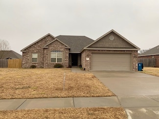 1905 SW Candlewood St, Bentonville, AR 72712