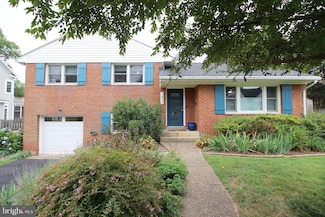 1421 Mayflower Dr, McLean, VA 22101