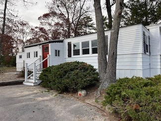 87 Great Hill Dr, West Wareham, MA 02576