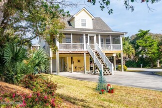 129 Tracy Dr, Emerald Isle, NC 28594