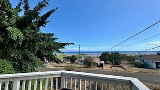 1085 Nauwe St, Kaunakakai, HI 96748