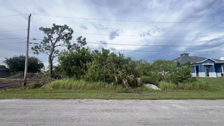 2607 SW Fair Isle Rd, Port St. Lucie, FL 34987