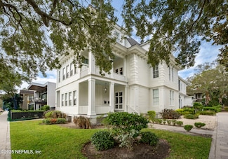 2105 River Blvd, Jacksonville, FL 32204