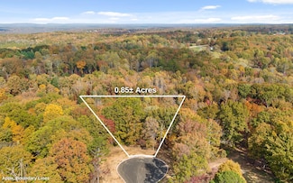 1805 Sawyer Farms Ln, Signal Mountain, TN 37377