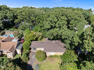 825 Woodburn Rd, Raleigh, NC 27605