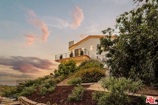 5904 Kanan Dume Rd, Malibu, CA 90265