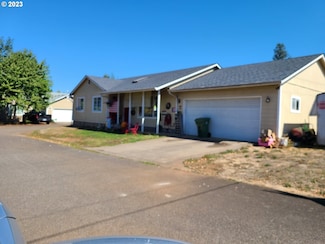 460 Boardwalk Place, Cottage Grove, OR 97424