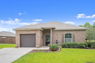42214 N City Park Dr, Sorrento, LA 70778
