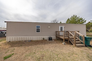 25730 Swan Ln, Urbana, MO 65767