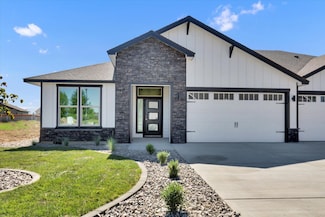 1109 N Country Club Dr Unit 29, Deer Park, WA 99006