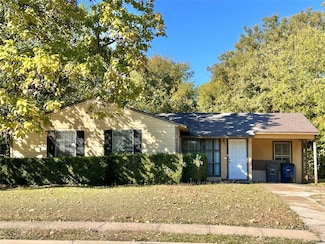 10005 Santa Garza Dr, Dallas, TX 75228