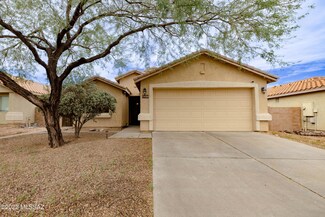 7430 S Pacific Willow Dr, Tucson, AZ 85747
