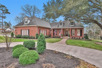 1 Wellesley Dr, Conroe, TX 77304