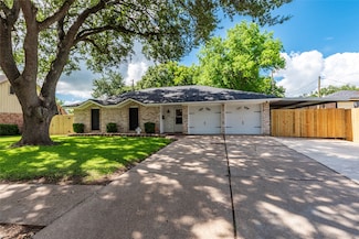 1001 Sharie St, Deer Park, TX 77536