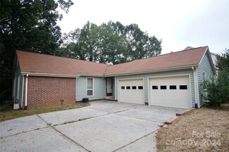 11619 Sunswept Ln, Charlotte, NC 28226