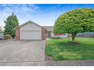 566 NE Hilltop Ct, Sublimity, OR 97385