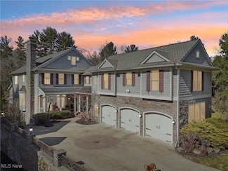 128 Miles Rd, Chagrin Falls, OH 44022