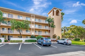5810 Crystal Shores Dr Unit 408, Boynton Beach, FL 33437