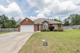 105 Taconic Ct, Bonaire, GA 31005