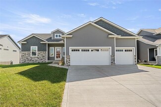 3415 NW Reinhart Dr, Ankeny, IA 50023