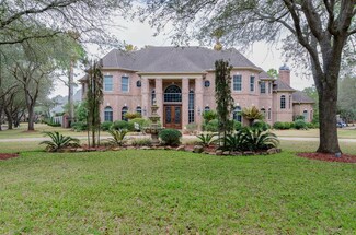 1619 Cambridge Oaks Cir, Houston, TX 77094
