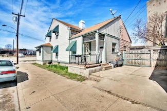 1566 Kellogg St, Covington, KY 41011