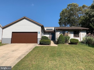70 Cedarbrook Ln, Little Egg Harbor Township, NJ 08087