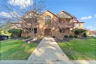 8611 Scenicview Dr Unit L106, Broadview Heights, OH 44147