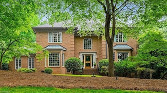 211 Staunton Dr, Greensboro, NC 27410