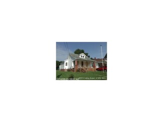 202 N Van Buren St, Huntingburg, IN 47542