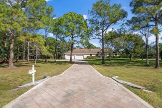 2891 SE Tailwinds Rd, Jupiter, FL 33478