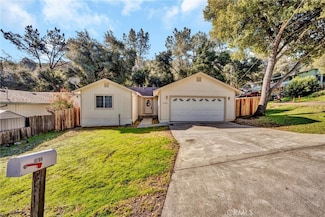 10706 Edgewater Dr, Kelseyville, CA 95451