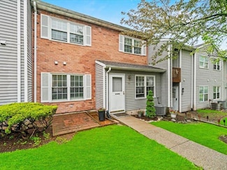34 Jimal Dr, Middletown, NY 10940