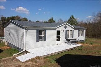 157 Earp Ln, Hiddenite, NC 28636
