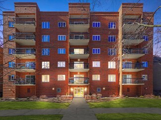 820 Graceland Ave Unit 301, Des Plaines, IL 60016