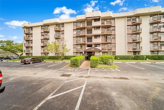 2771 Riverside Dr Unit 517A, Coral Springs, FL 33065