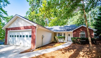 3153 Sweetbriar Dr, Villa Rica, GA 30180