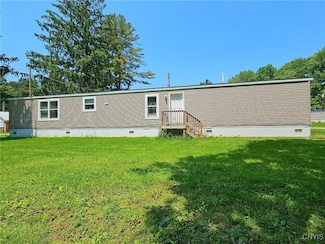 6995 Stokes-Westernville Rd, Ava, NY 13303