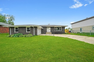 243 S Walnut St, Glenwood, IL 60425