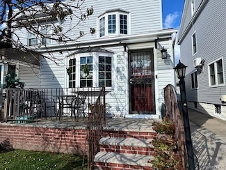 20015 33rd Ave, Bayside, NY 11361