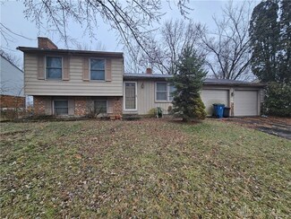 2054 Munich Ave, Moraine, OH 45418
