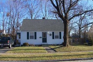 59 Midway St, Indian Orchard, MA 01151